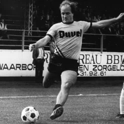 Berchem Sport 1982 - 83 Retro Voetbalshirt