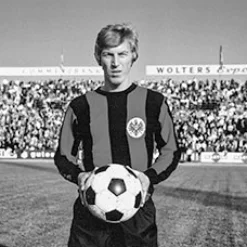 Eintracht Frankfurt 1971 - 72 Retro Voetbalshirt