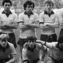 Juventus FC 1983 - 84 Away Coppa delle Coppe UEFA Retro Voetbalshirt